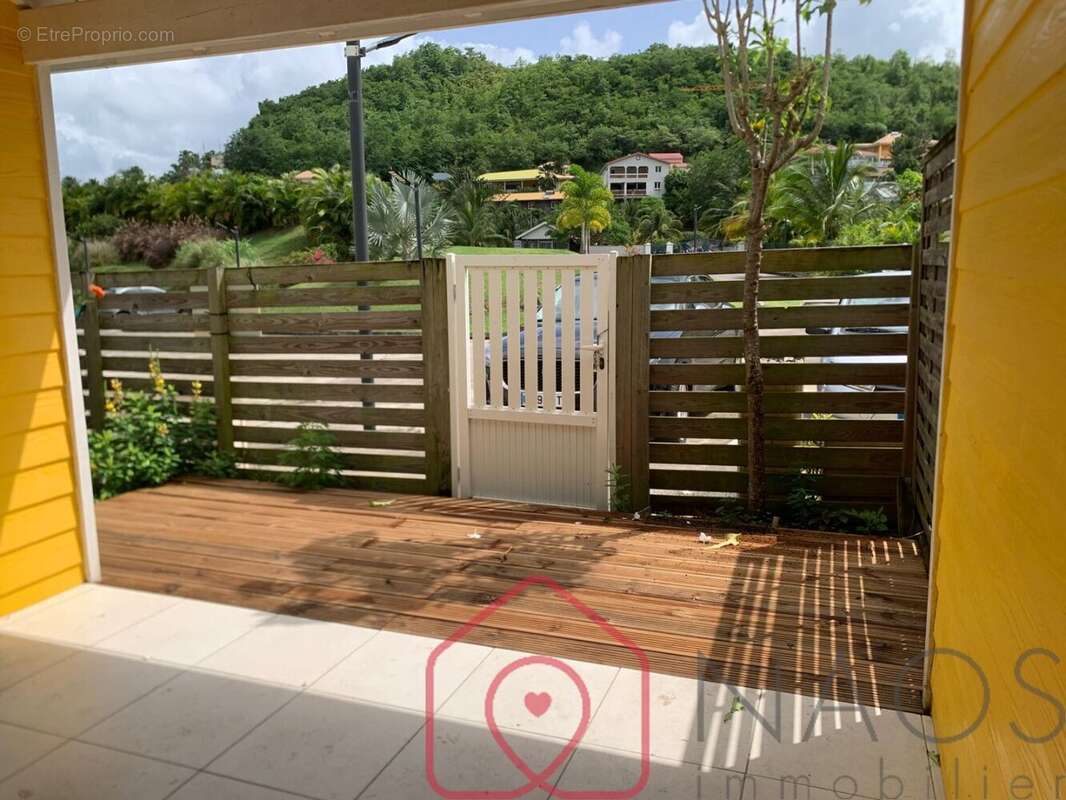 Maison à LES TROIS-ILETS