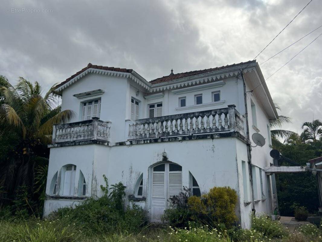 Maison à FORT-DE-FRANCE