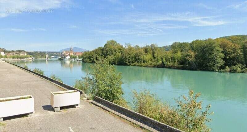 Appartement à SEYSSEL