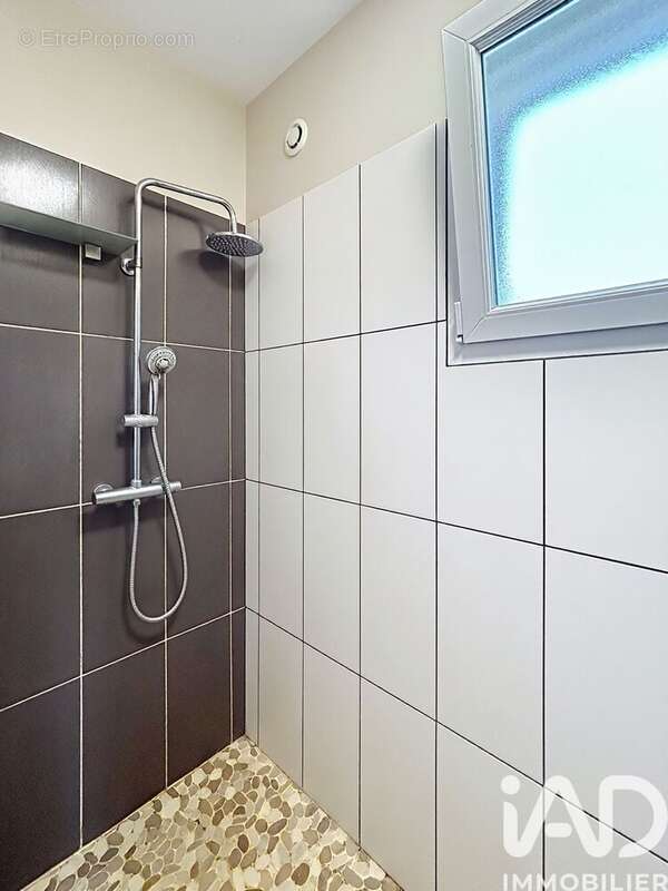 Maison 105 m² à Lanvollon  - photo 7