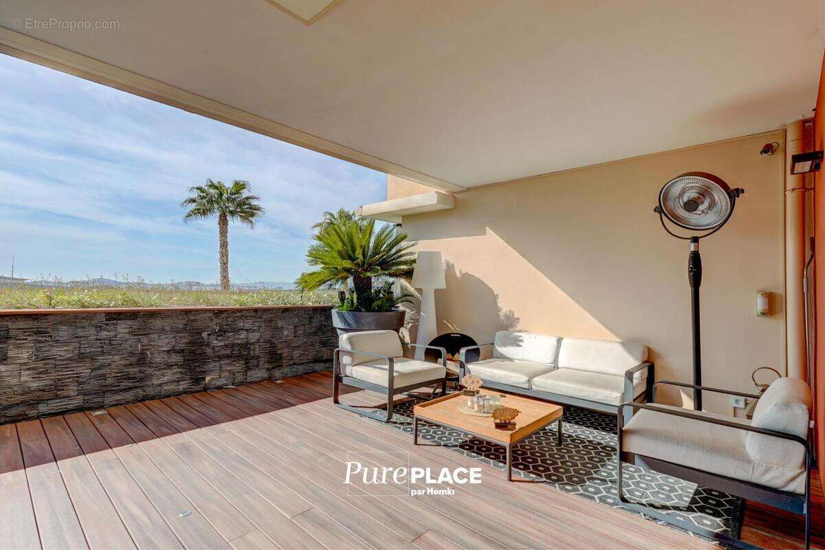 Appartement à MARSEILLE-8E