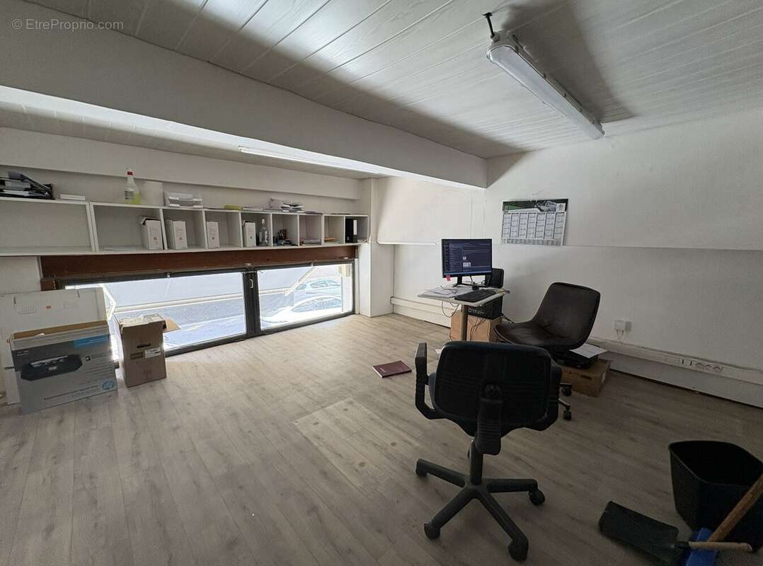 Nice / le port (06300) - vente murs commerciaux libres 175m2 avec mezzanine - photo 4
