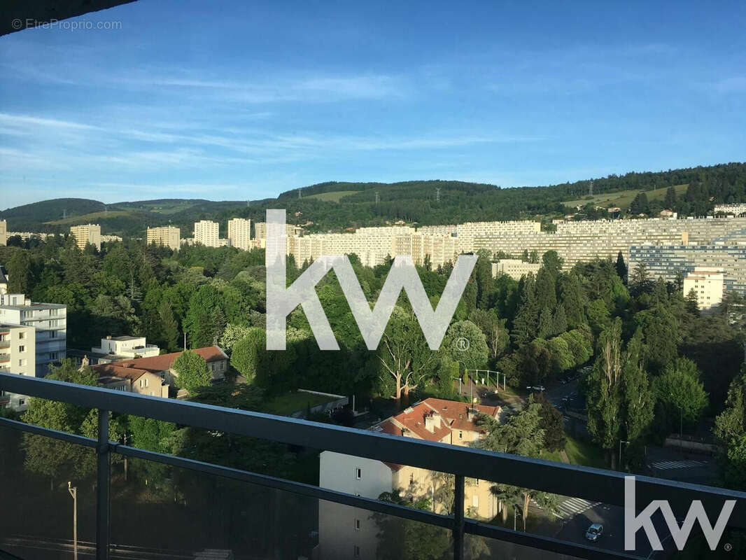 Appartement à SAINT-ETIENNE