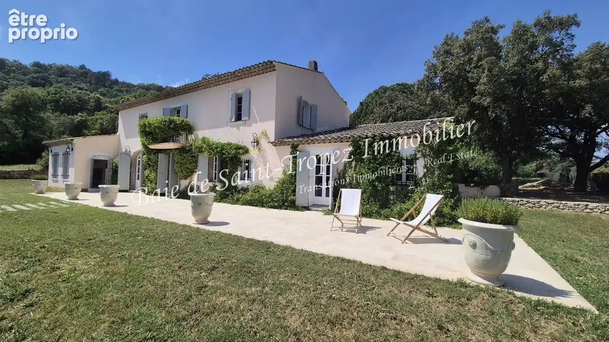 Villa avec piscine sur plus d'un hectare à 4km de la mer - photo 2