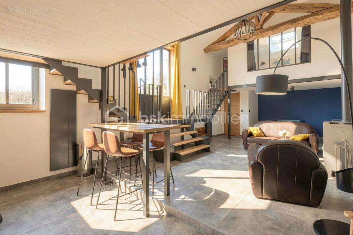 Ancien cuvier du XVIIIe siècle – 275 m² – Saint-Jean-des-Vignes - photo 21
