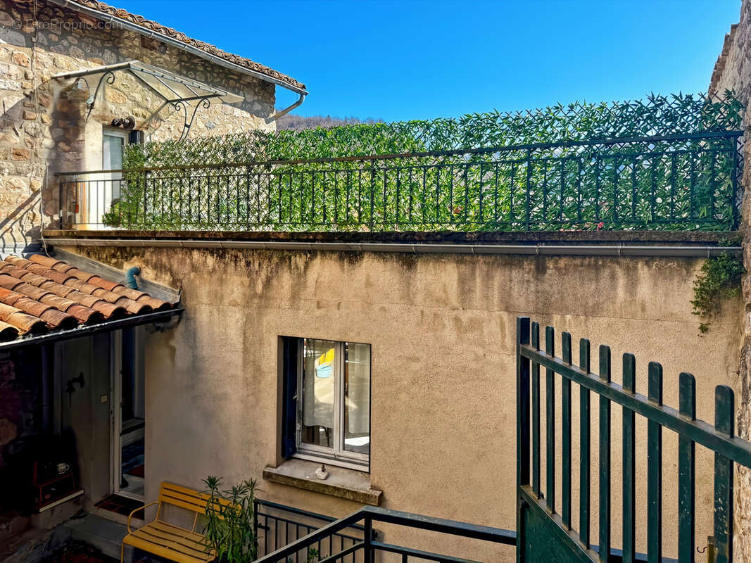 Maison à ANTRAIGUES-SUR-VOLANE