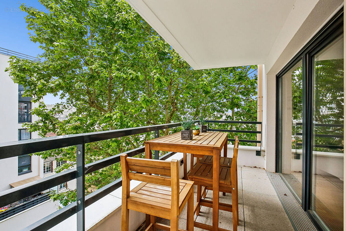 Appartement à COLOMBES
