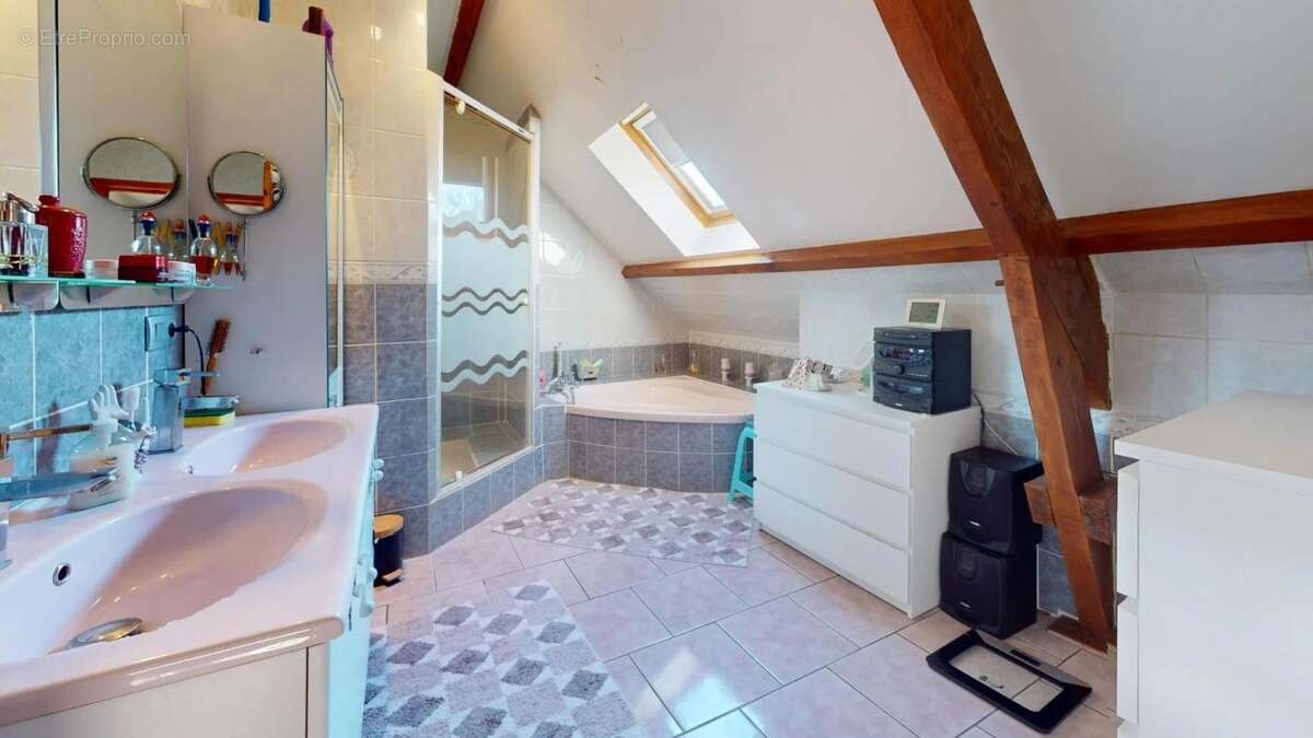 Maison à SOUPPES-SUR-LOING