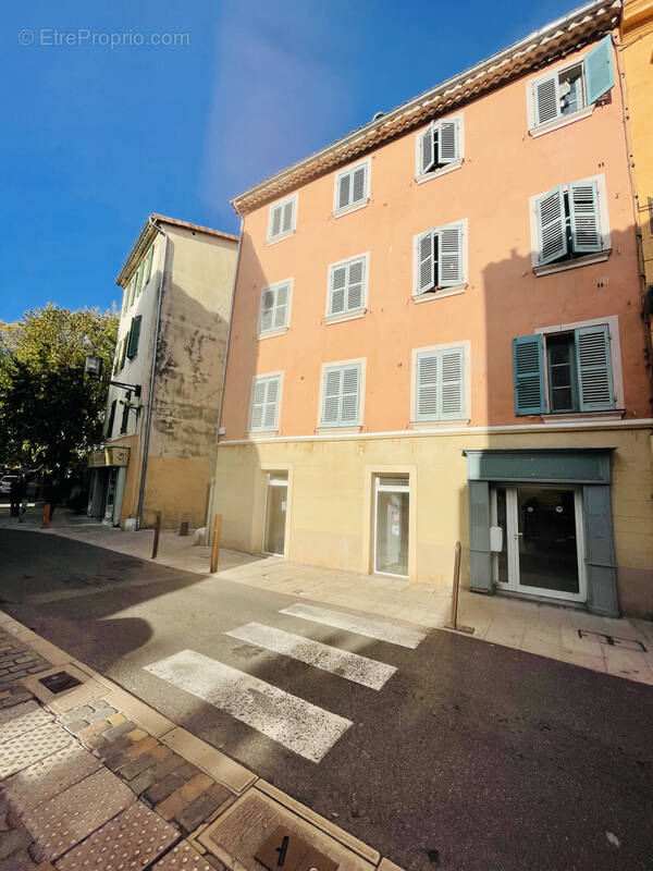 Appartement à LA VALETTE-DU-VAR