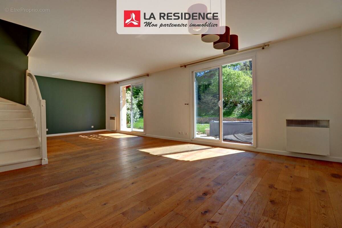 Maison à SAINT-GERMAIN-EN-LAYE