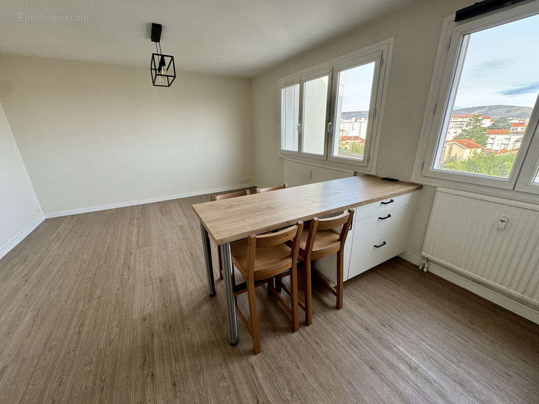 Appartement à CLERMONT-FERRAND