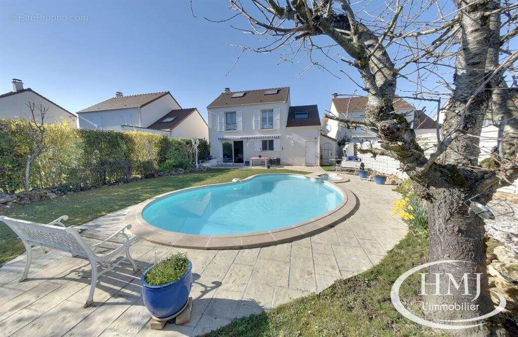 Maison à BONDOUFLE