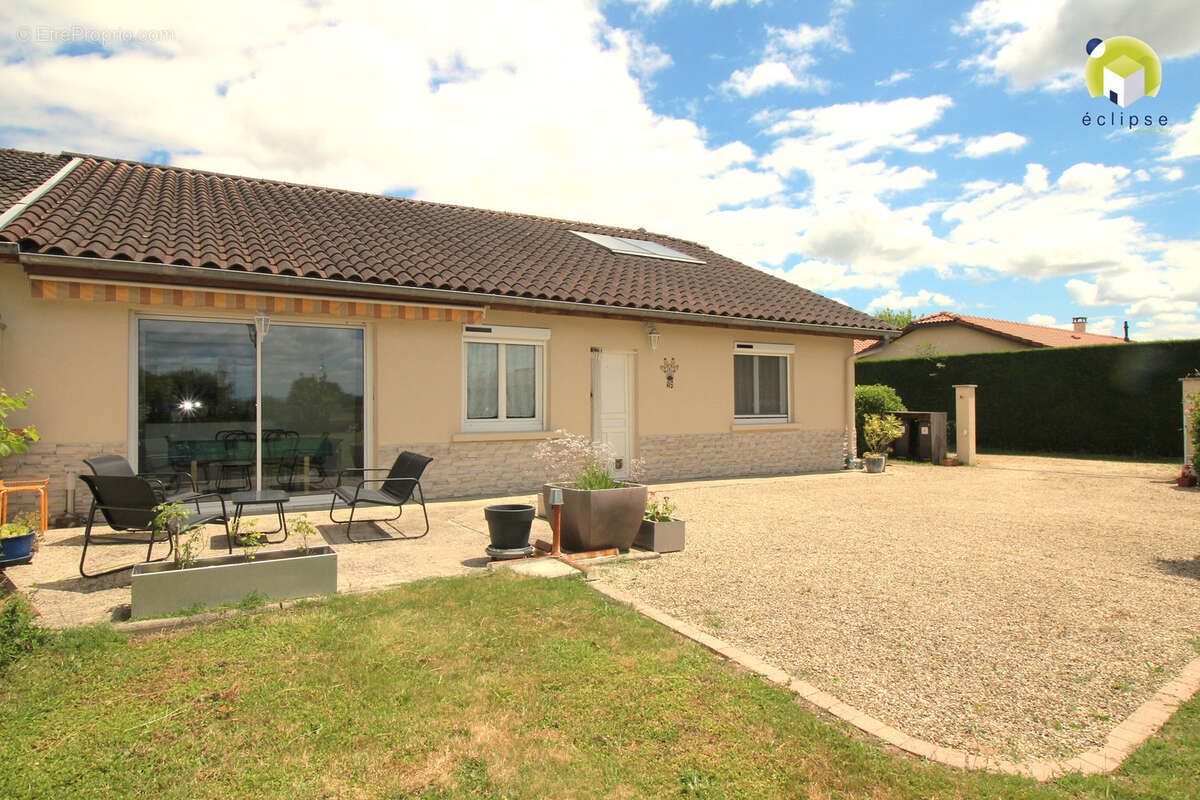 Ferme renovee 107 m2 - photo 2