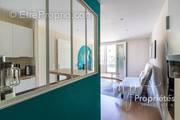 Appartement à BORMES-LES-MIMOSAS