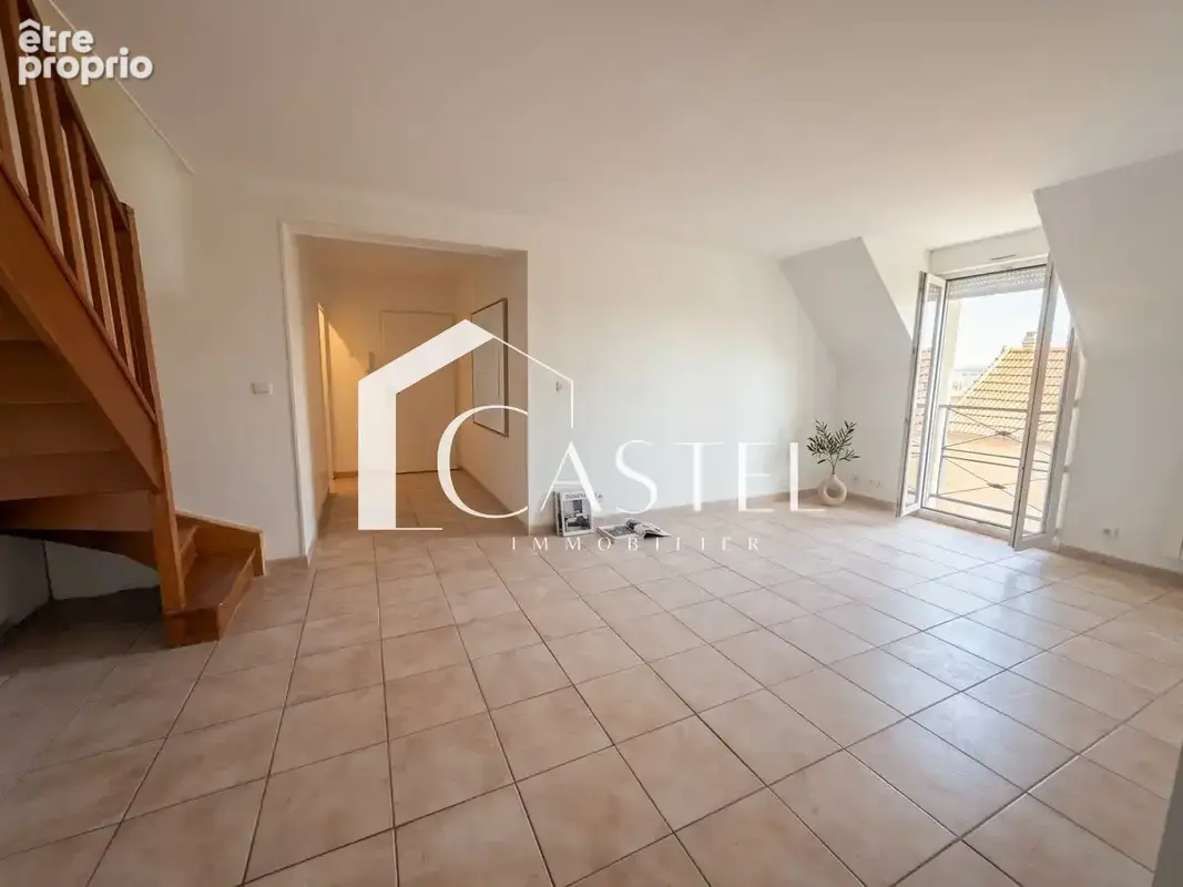 Plein centre ville, 3 pièces en duplex - photo 2