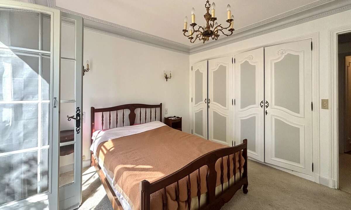 Maison à VALLAURIS