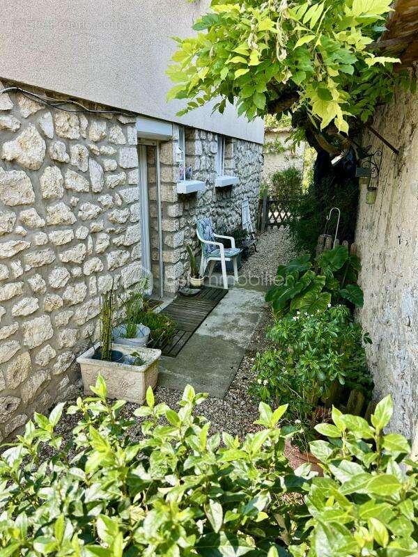 Maison à MORET-SUR-LOING