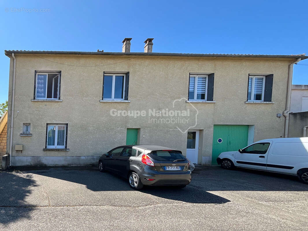 Appartement à NOVES