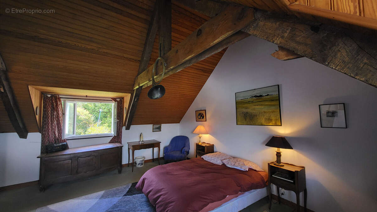 Maison à SAUZON