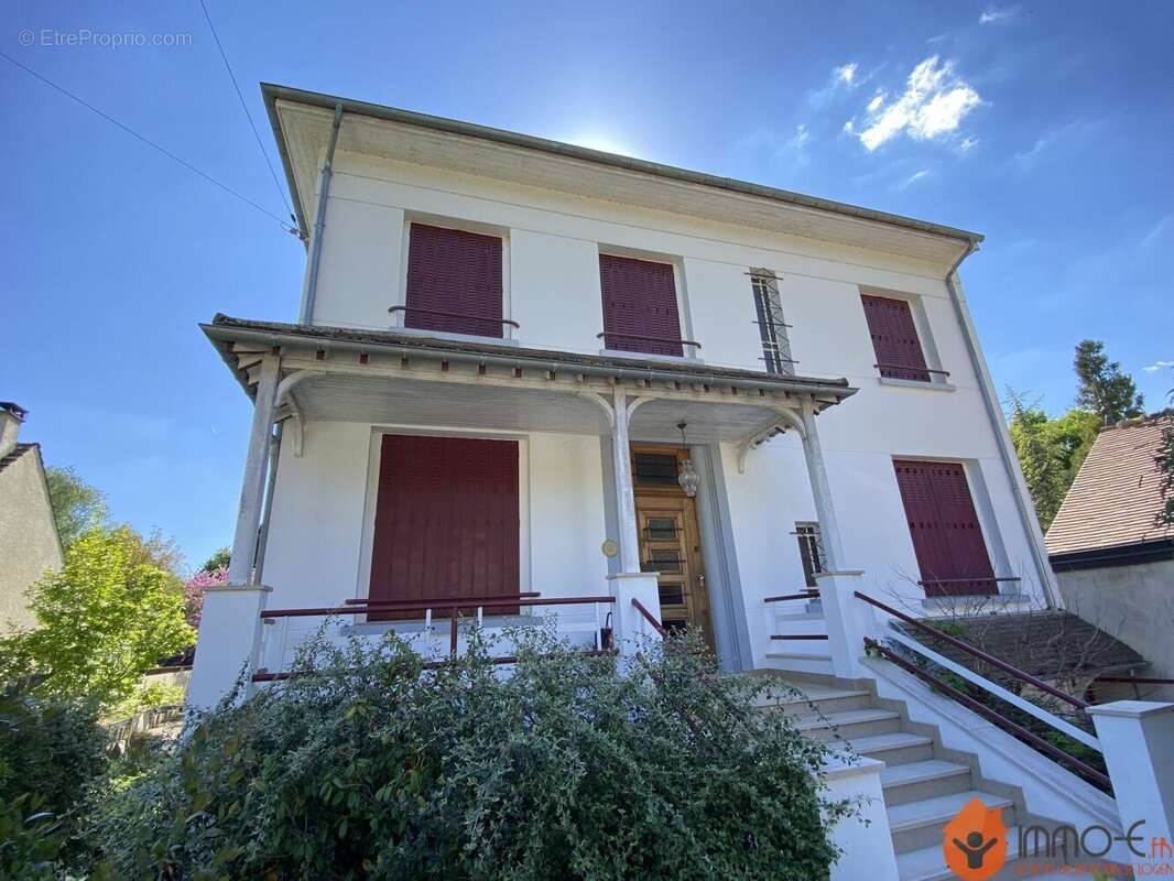 Maison à COUILLY-PONT-AUX-DAMES