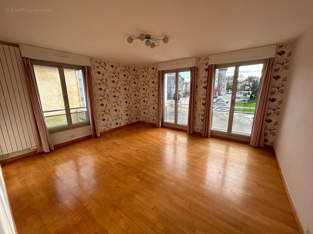 Appartement à LAVAL