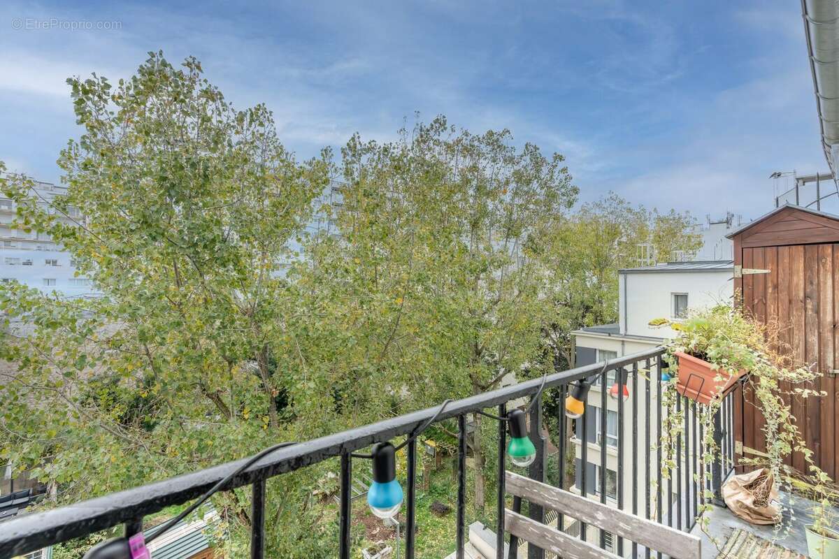 Appartement à PARIS-11E