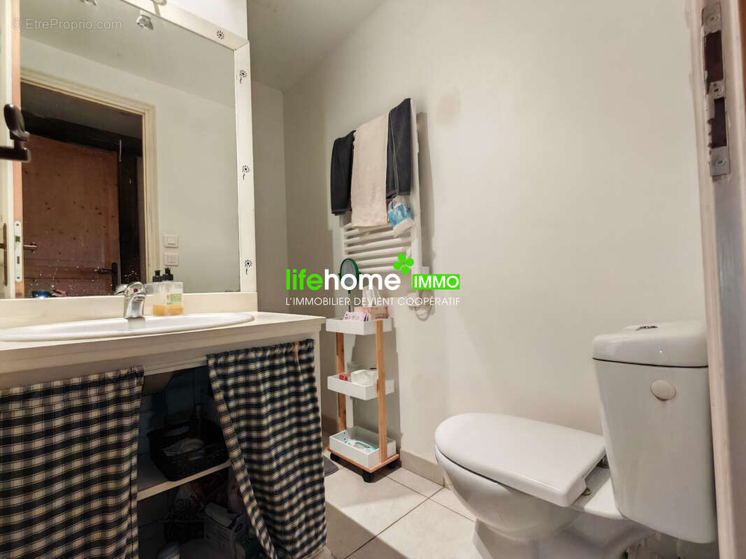 Maison à MONTIPOURET