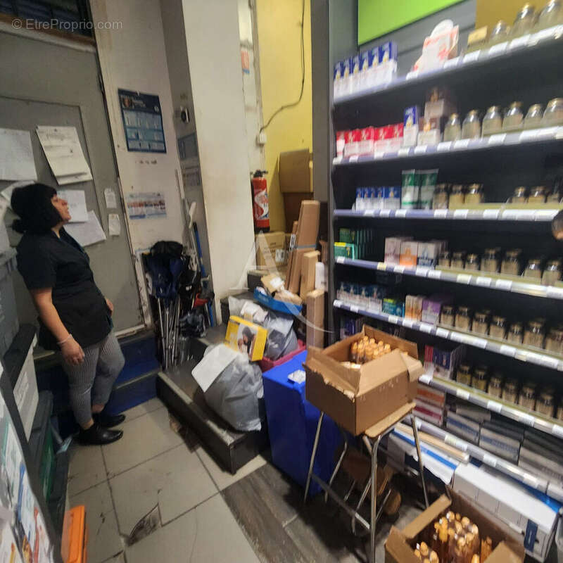 Commerce à PARIS-19E