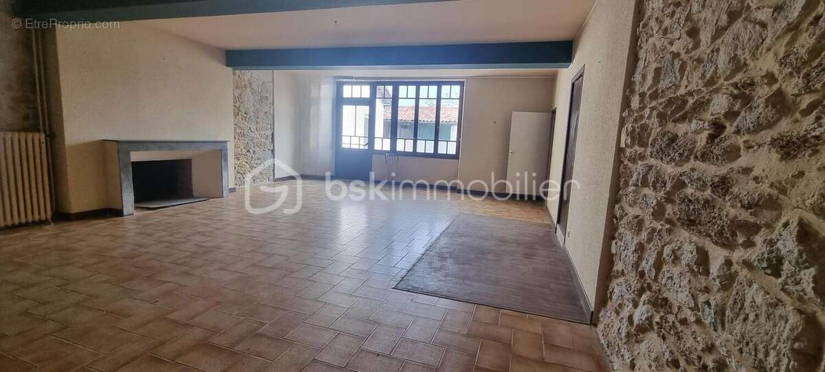 Appartement à SAINT-JUSTIN