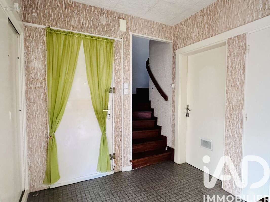 Photo 3 - Maison à RECHICOURT-LE-CHATEAU