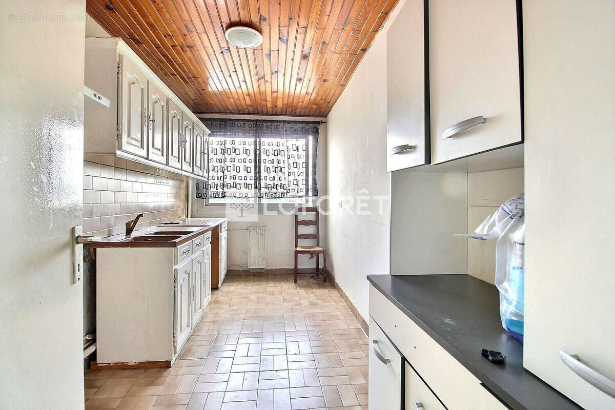 Appartement Colombes 3 pièce(s) 70 m2 - photo 3