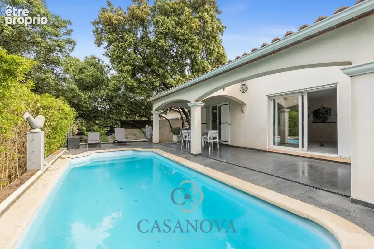 Maison à RESTINCLIERES