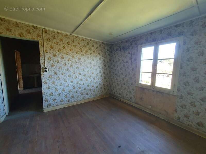 Maison à VILLENEUVE-DE-MARSAN