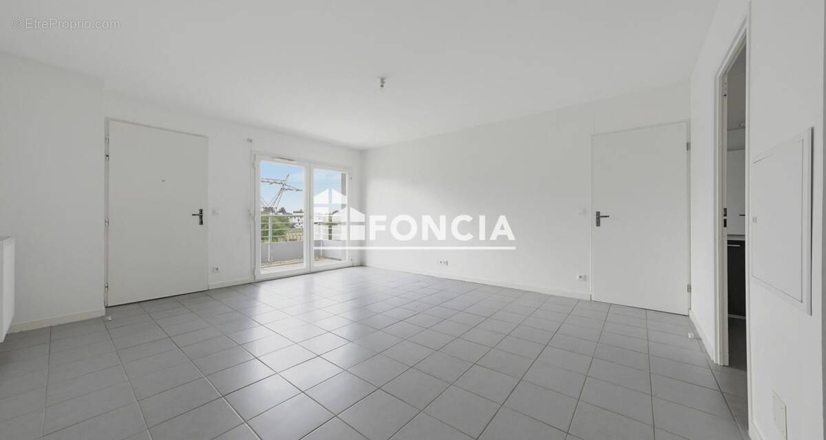 Appartement à YVRAC