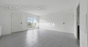 Appartement à YVRAC