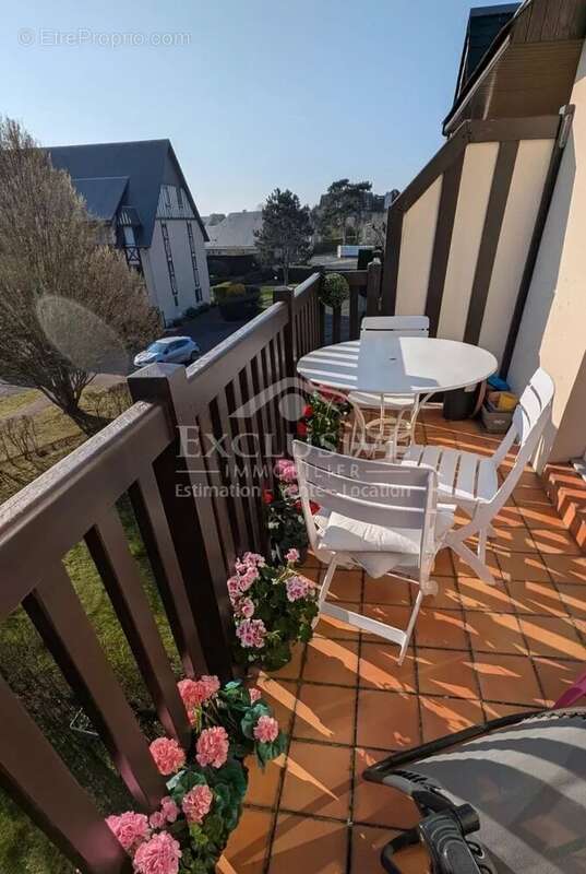 Appartement à TOURGEVILLE