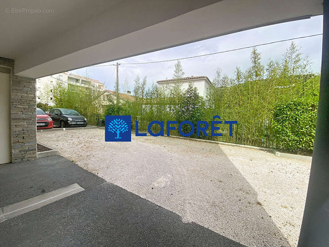 Parking - Stationnement Centre ville La Garde - photo 3