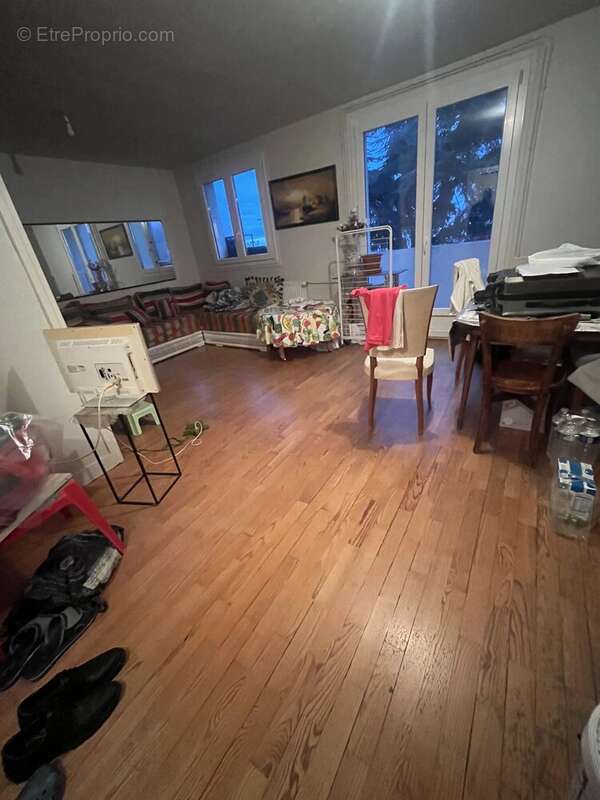 Appartement à SAINT-ETIENNE
