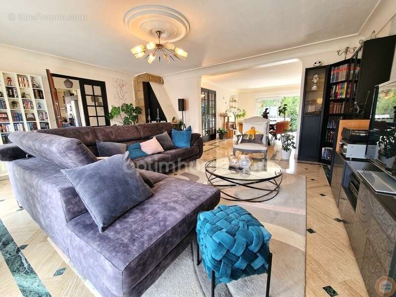 Maison à BRUYERES-LE-CHATEL