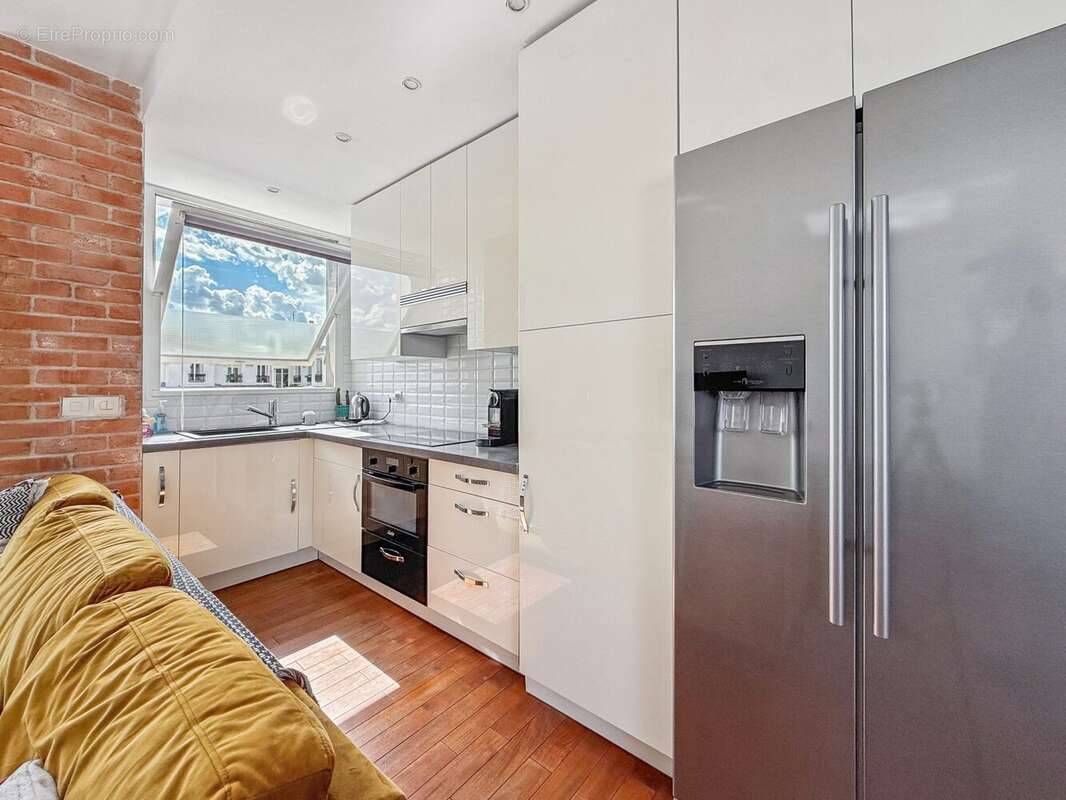 Appartement à PARIS-15E