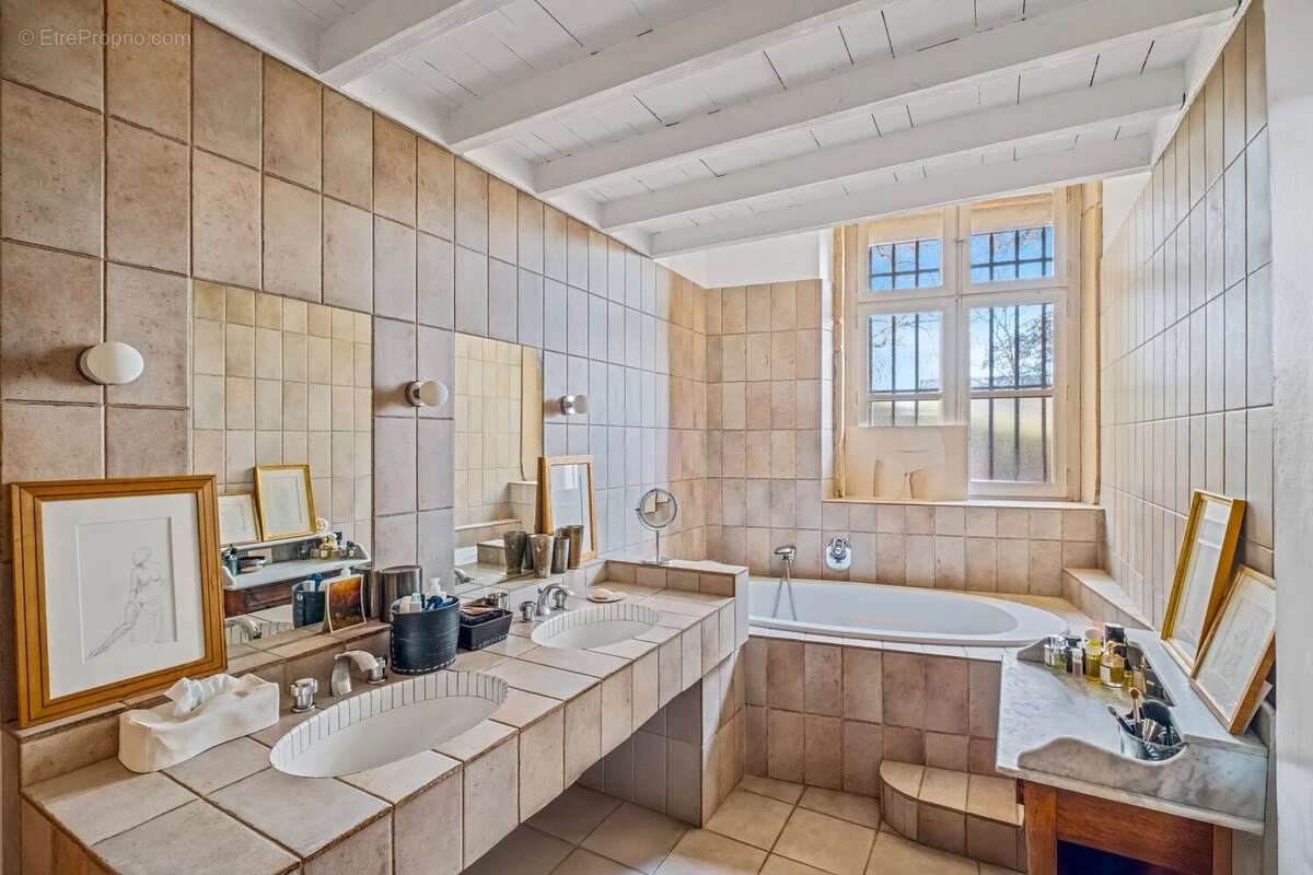 Maison à SAINTE-FOY-LES-LYON