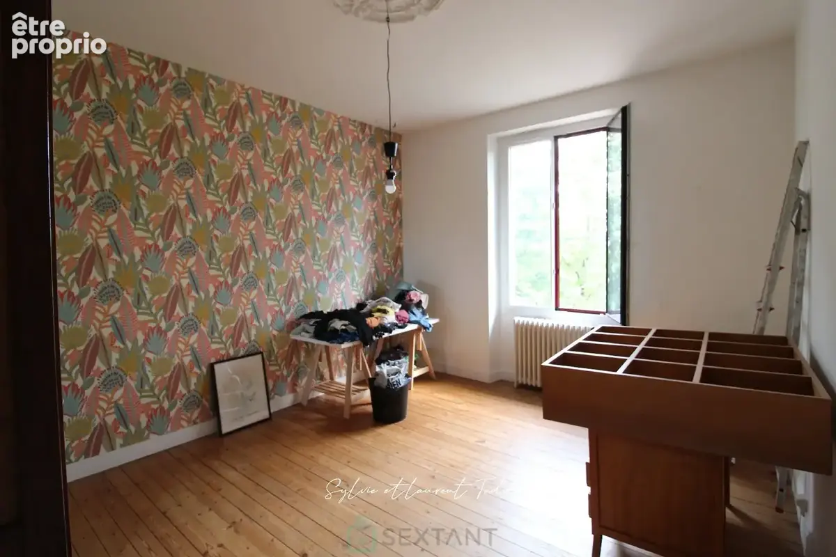 Maison bourgeoise en pierre renovee avec piscine, dependances et plus de 3,6 hectares de terrain - photo 9