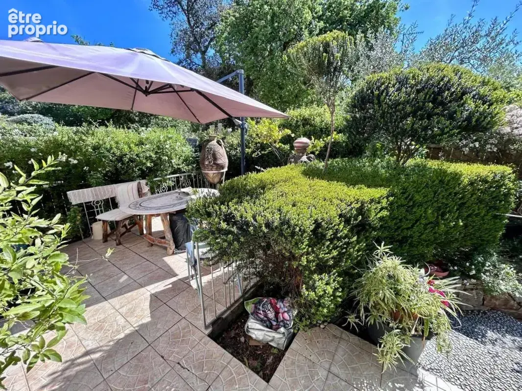A vendre : maison t6 110m² - grimaud - photo 2