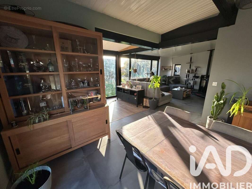 Photo 2 - Maison à SAINGHIN-EN-MELANTOIS