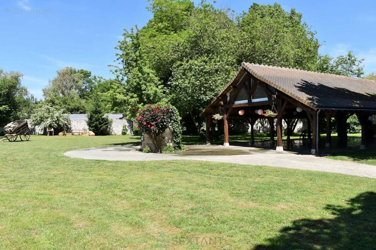 Maison à COULOMMIERS