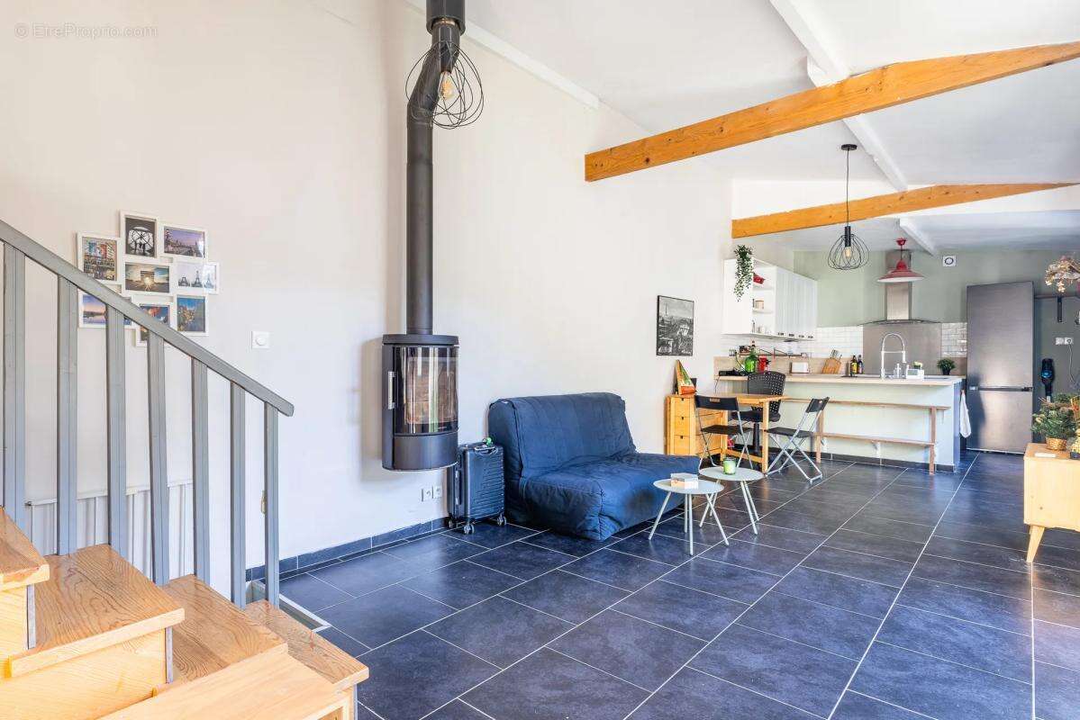 Maison à ISSY-LES-MOULINEAUX