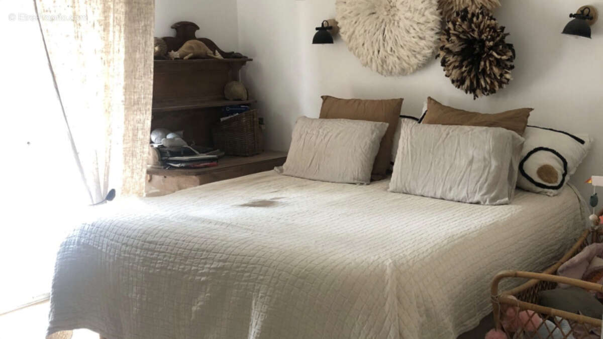 Maison à GREOUX-LES-BAINS