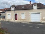 Maison à TOURNON-SAINT-PIERRE