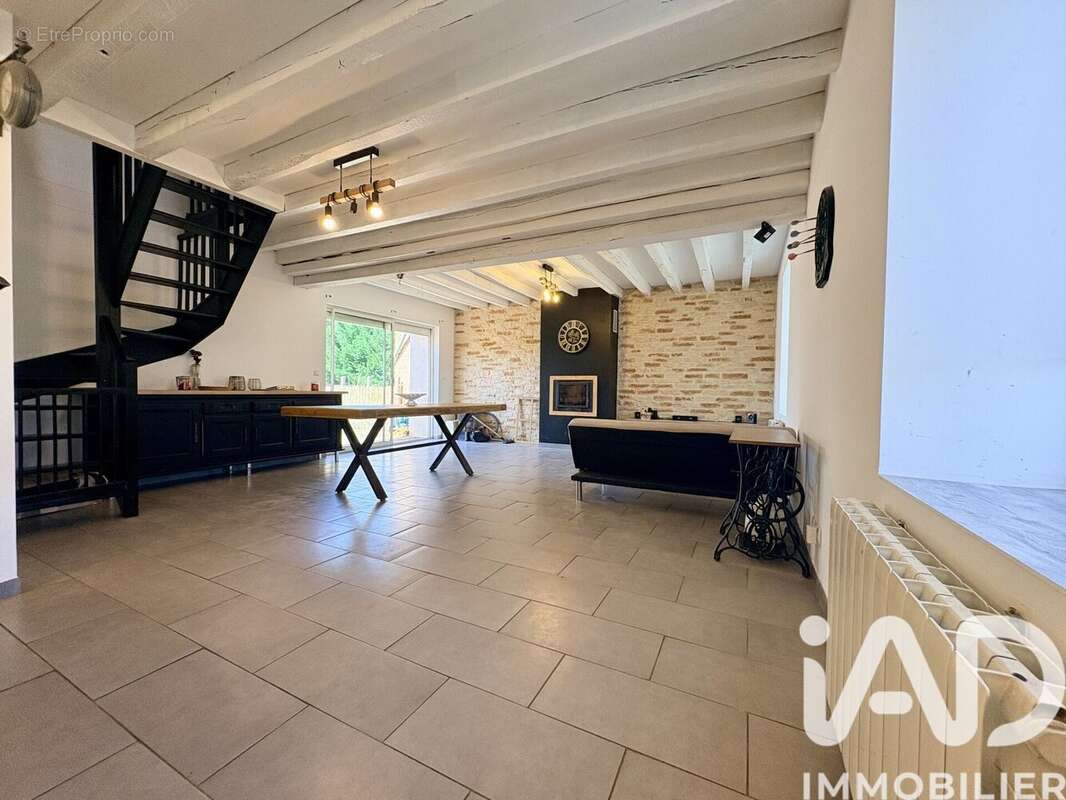 Maison 89 m² à Thaumiers  - photo 5