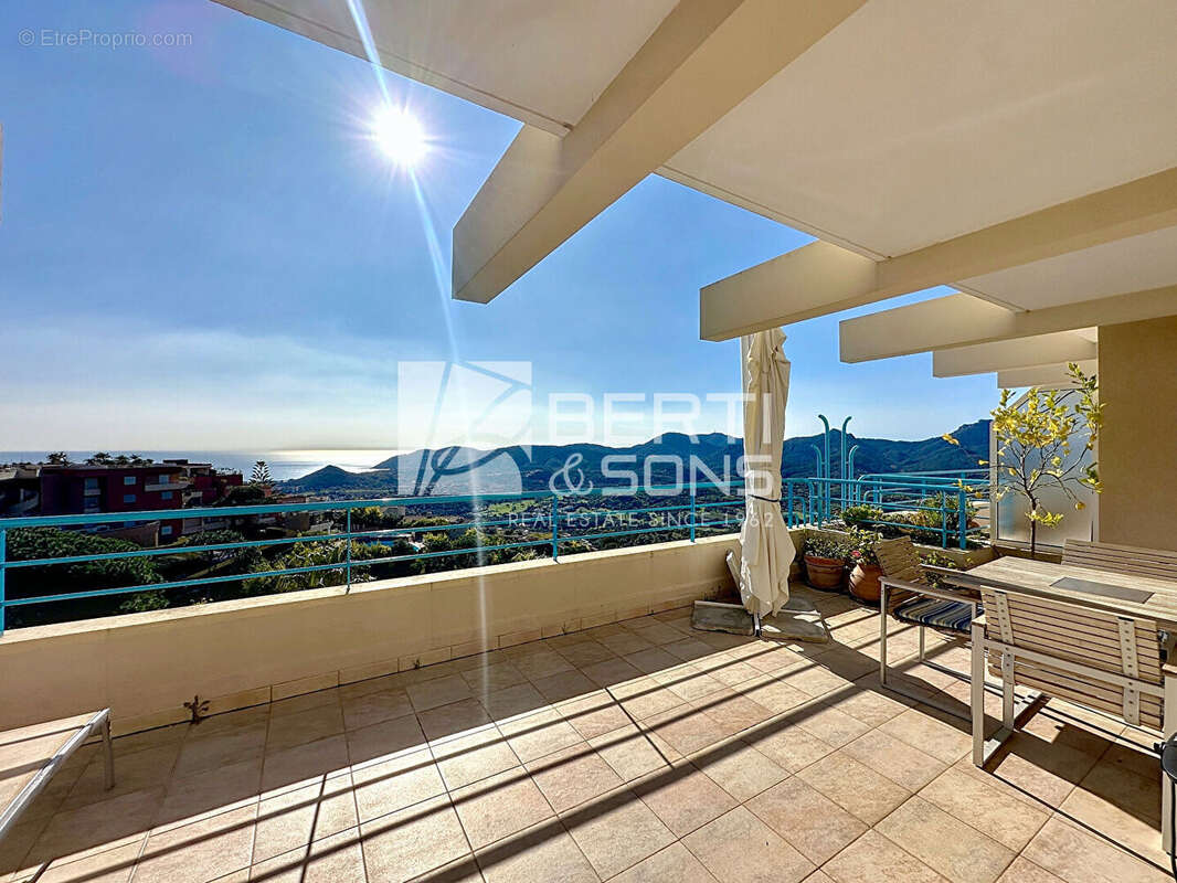 Appartement à MANDELIEU-LA-NAPOULE